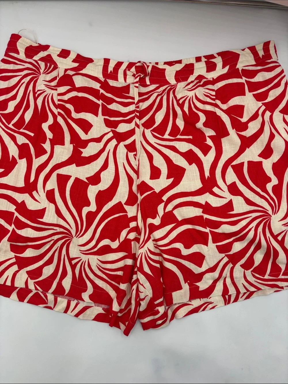 Vince Camuto Linen-Blend Patterned Shorts